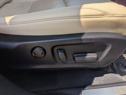 Used 2022 Lexus RX 450h 450h w/ Premium Package image 36