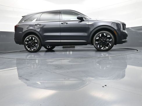 New 2026 Kia Sorento EX AWD/4WD image 30
