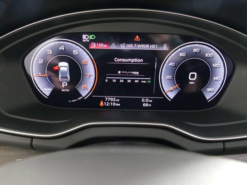 Used 2024 Audi Q5 2.0T Premium Plus AWD/4WD image 16