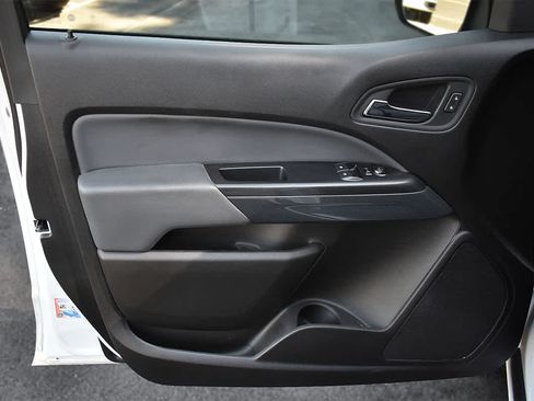 Used 2019 Chevrolet Colorado Z71 AWD/4WD image 20