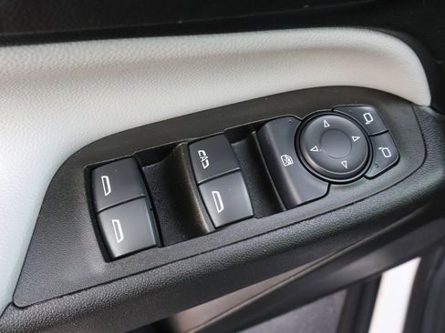 Certified 2024 Chevrolet Equinox LS w/ Driver Confidence II Package image 15