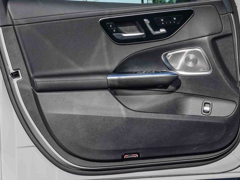 New 2026 Mercedes-Benz C 300 Sedan image 19