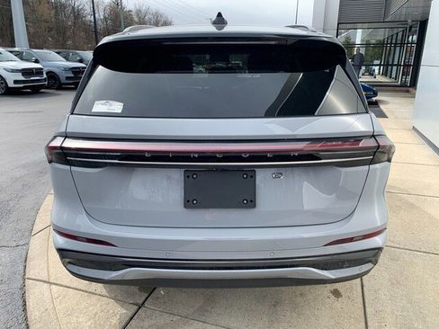 New 2026 Lincoln Nautilus Reserve AWD/4WD image 11