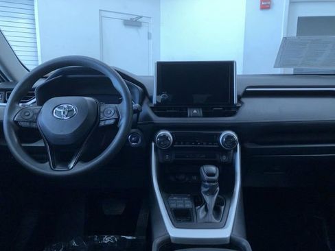 Certified 2025 Toyota RAV4 XLE w/ Convenience Package image 17