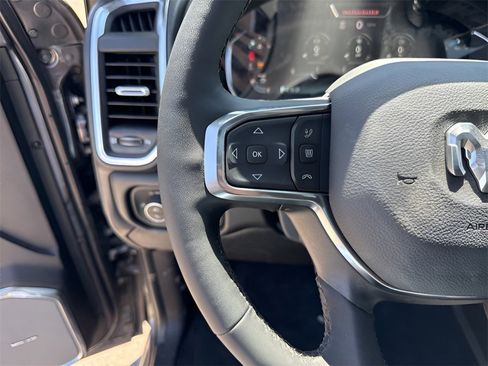 Used 2025 RAM 3500 Laramie image 27