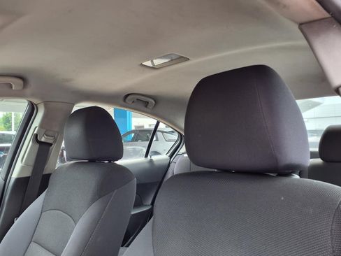 Used 2014 Chevrolet Cruze LT FWD image 17