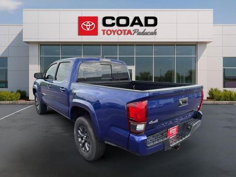 Used 2023 Toyota Tacoma SR5 AWD/4WD image 3
