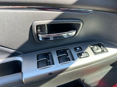 Used 2024 Mitsubishi Outlander Sport SE image 13