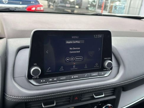 Used 2023 Nissan Rogue S image 26