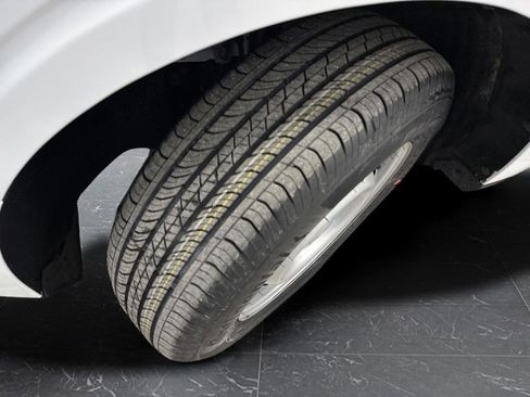 Used 2024 Ford Maverick XL image 33