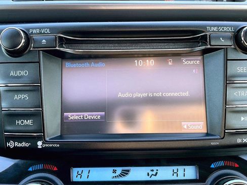 Used 2017 Toyota RAV4 XLE image 23