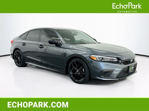 Used 2024 Honda Civic Sport image 1