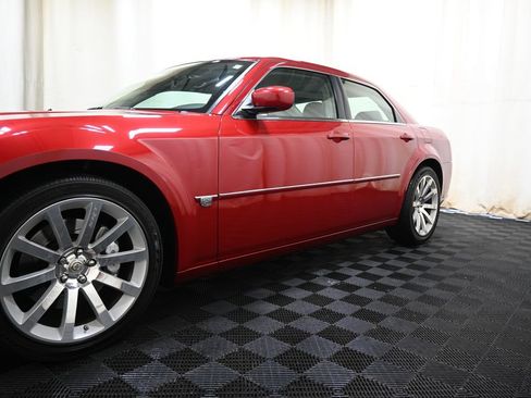 Used 2007 Chrysler 300 SRT8 RWD image 8