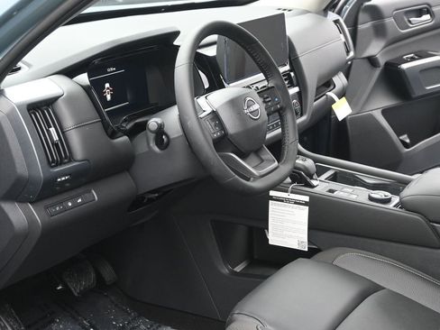 New 2026 Nissan Pathfinder SL AWD/4WD image 7