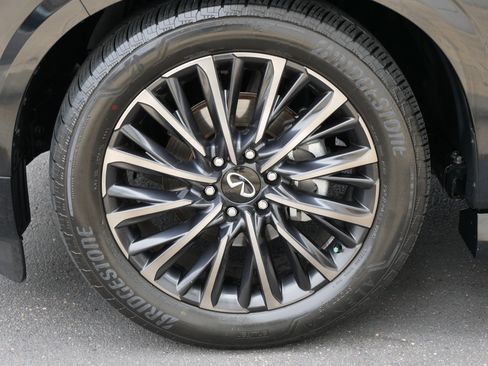 Certified 2025 INFINITI QX80 Autograph image 15