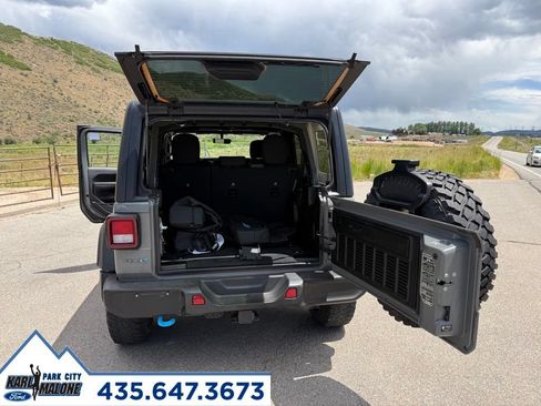 Used 2023 Jeep Wrangler Unlimited w/ Cold Weather Group AWD/4WD image 31
