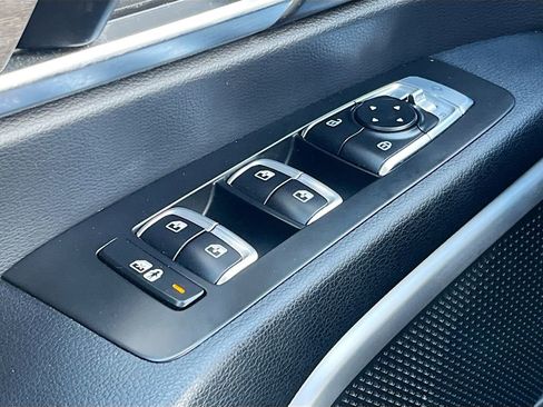 Used 2022 Kia Telluride EX w/ EX Premium Package AWD/4WD image 18