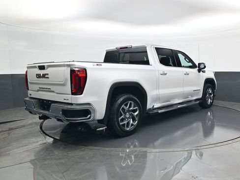 Used 2022 GMC Sierra 1500 SLT w/ SLT Premium Plus Package image 5