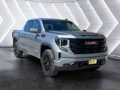 New 2026 GMC Sierra 1500 Elevation image 8