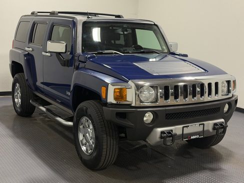Used 2009 HUMMER H3 Alpha AWD/4WD image 4