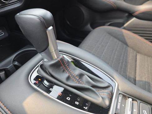 Used 2025 Honda HR-V Sport image 30