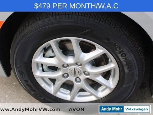 Used 2024 Chrysler Voyager LX image 10