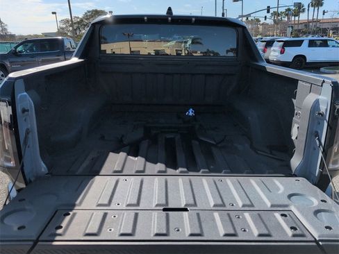 Certified 2025 GMC Hummer EV 3X image 28