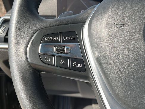 Used 2024 BMW 330e image 15