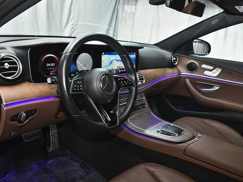 Used 2022 Mercedes-Benz E 450 4MATIC All-Terrain Wagon image 18