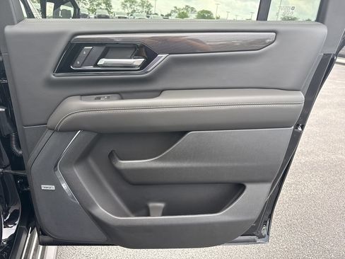 New 2026 GMC Yukon XL Elevation w/ Elevation Premium Package AWD/4WD image 37