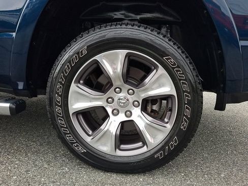 Used 2021 RAM 1500 Laramie AWD/4WD image 7