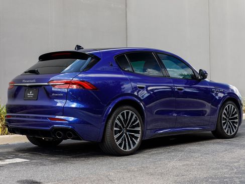 Used 2023 Maserati Grecale Modena AWD/4WD image 41