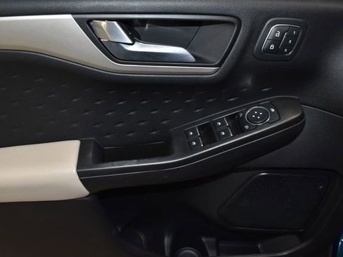 Used 2020 Ford Escape SEL image 29