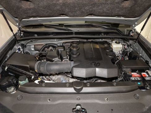 Used 2021 Toyota 4Runner TRD Off-Road image 19