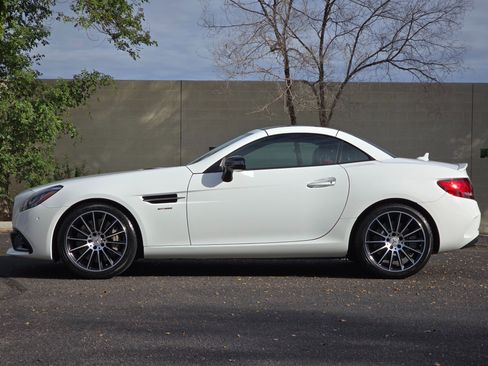 Used 2017 Mercedes-Benz SLC 43 AMG image 9
