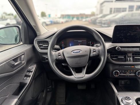 Used 2025 Ford Escape ST-Line AWD/4WD image 22