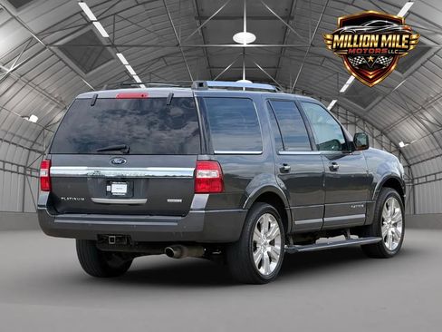 Used 2017 Ford Expedition Platinum AWD/4WD image 9