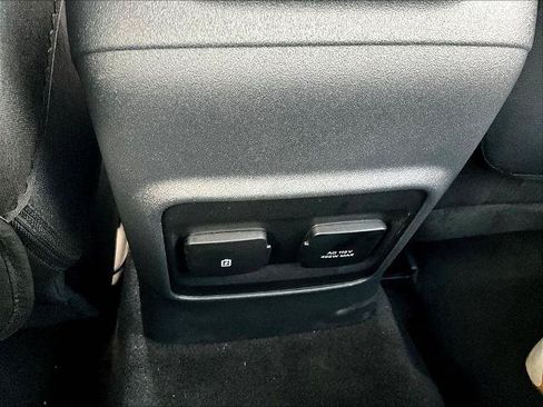 Certified 2022 Ford Bronco Wildtrak AWD/4WD image 12