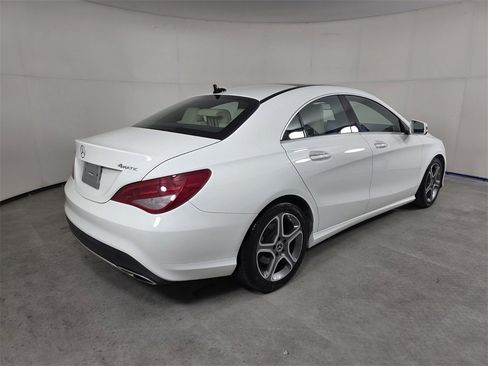 Used 2019 Mercedes-Benz CLA 250 4MATIC image 4