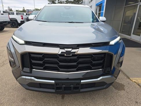 New 2026 Chevrolet Equinox ACTIV w/ Convenience Package III image 2