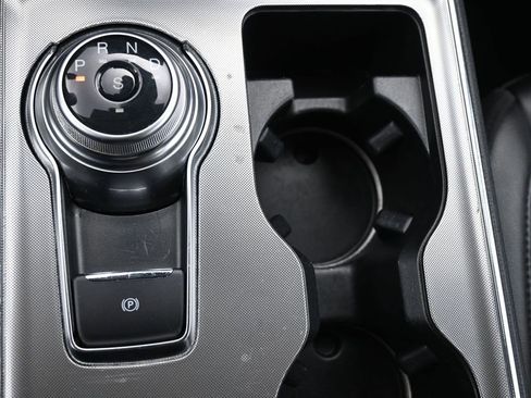 Used 2024 Ford Edge Titanium AWD/4WD image 15