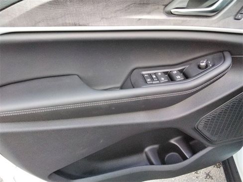 New 2025 Jeep Grand Cherokee Limited w/ Trailer Tow Package image 29