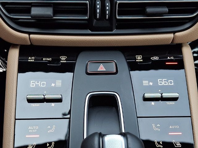 Certified 2026 Porsche Macan AWD/4WD image 19