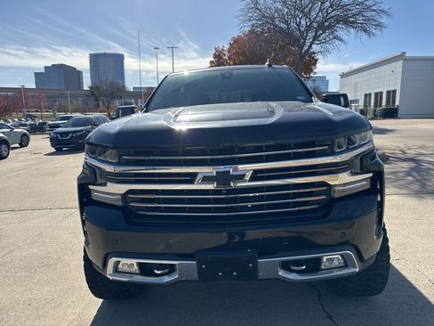 Used 2020 Chevrolet Silverado 1500 High Country w/ Technology Package image 5