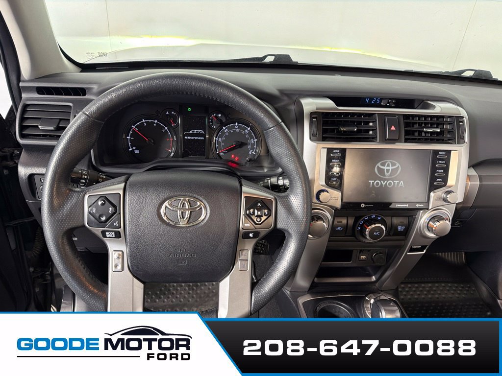 Used 2023 Toyota 4Runner SR5 AWD/4WD image 12