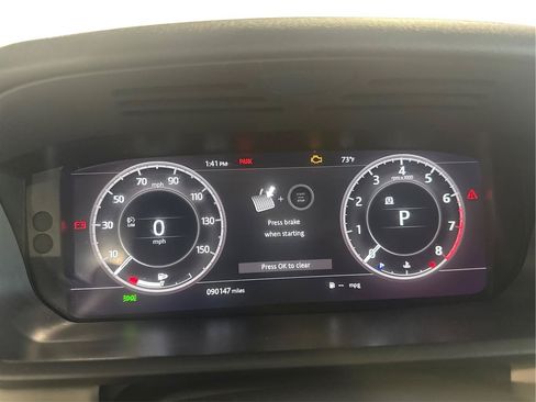 Used 2020 Land Rover Discovery Landmark AWD/4WD image 17