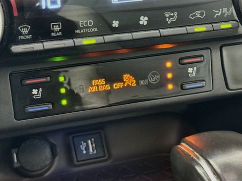 Used 2025 Toyota RAV4 Limited w/ Weather Package AWD/4WD image 21