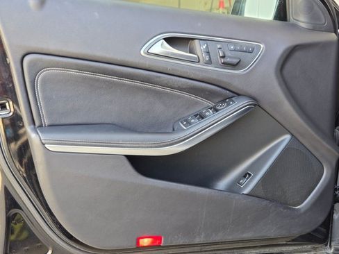 Certified 2017 Mercedes-Benz GLA 250 image 10
