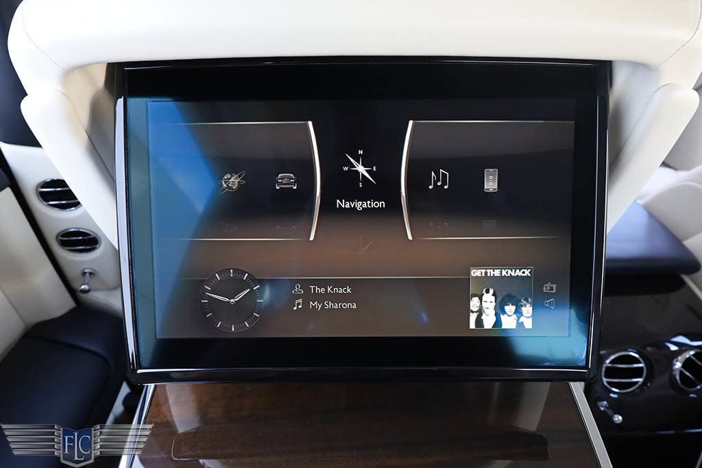 Used 2018 Rolls-Royce Phantom Sedan RWD image 27