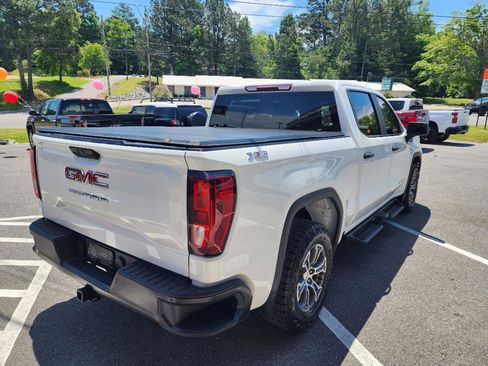 Used 2024 GMC Sierra 1500 Pro w/ Pro Value Package AWD/4WD image 7